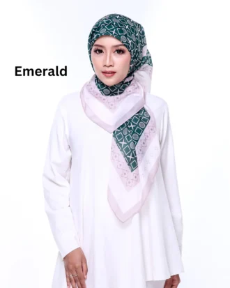 Tudung Bawal in Emerald